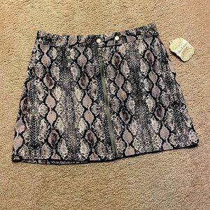 Altar’d State Snake Print Skirt - Large - NWT